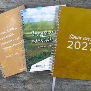 Uusi Sinun vuosi 2027 kalenteri, inspiroiva tavoiteopas ja innostava muistikirja